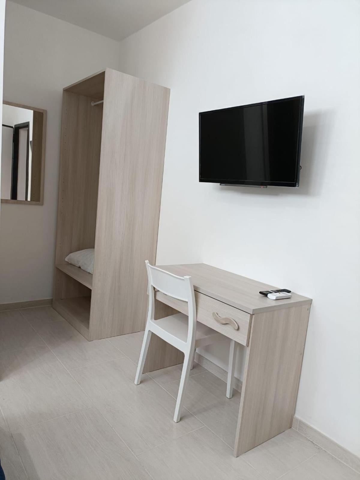 Beach Central Appartment Economy Tropea Bagian luar foto